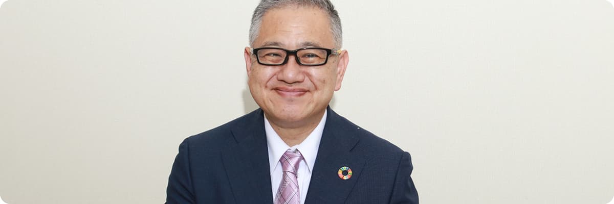 プロフィール